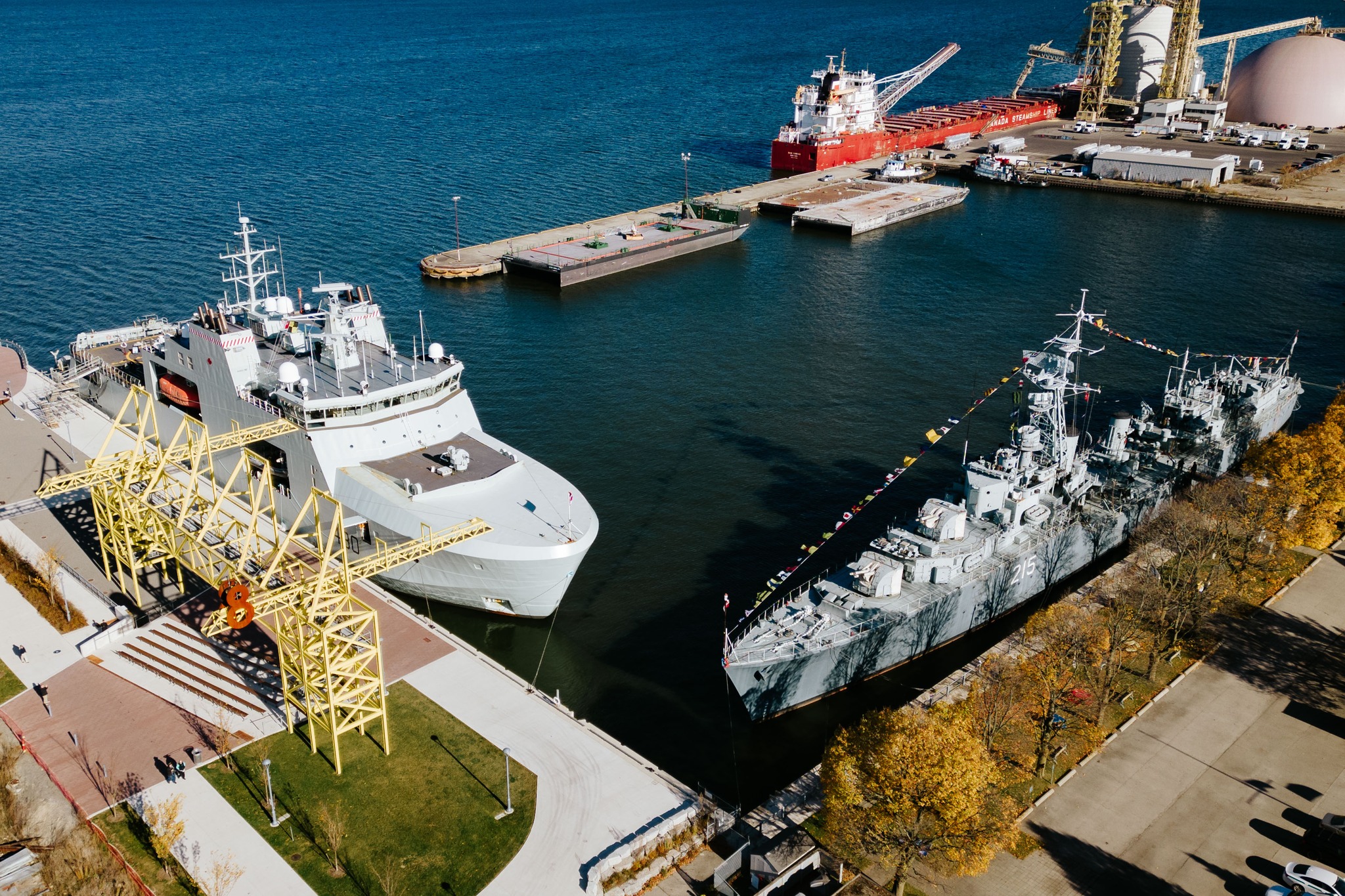 HARRY DEWOLFE bow to bow with HAIDA